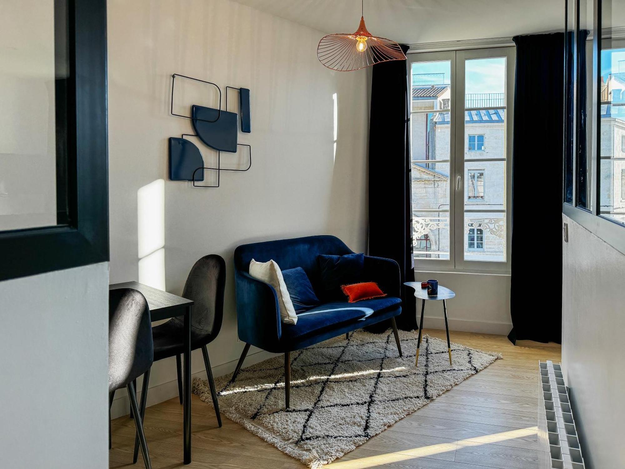 Cozy Niort Apartment Екстериор снимка
