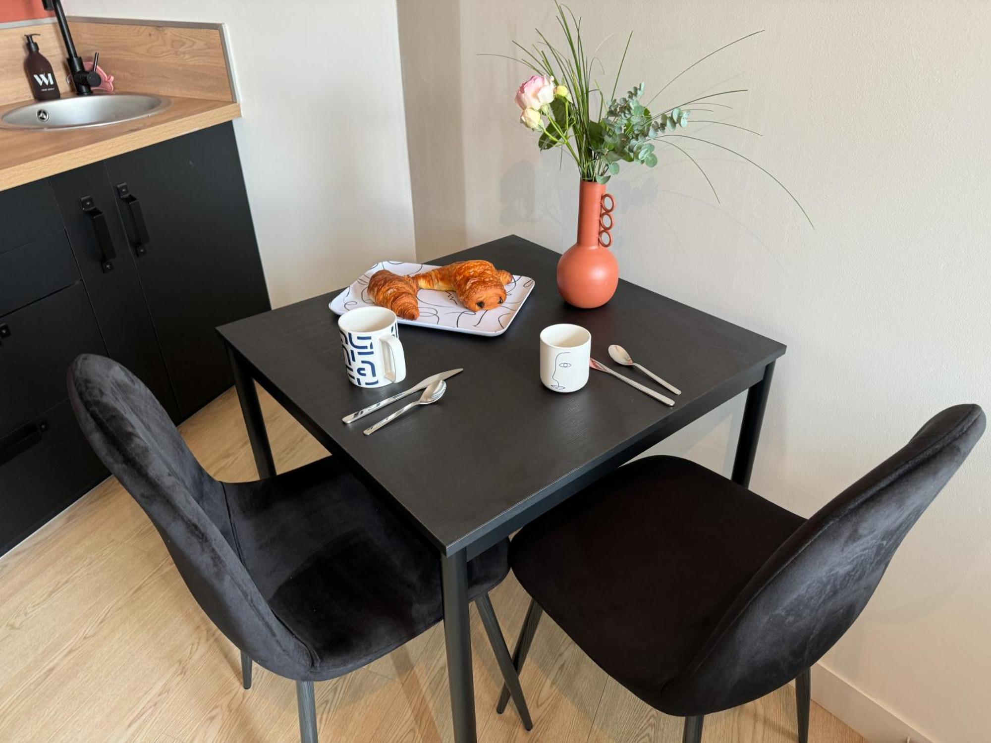 Cozy Niort Apartment Екстериор снимка