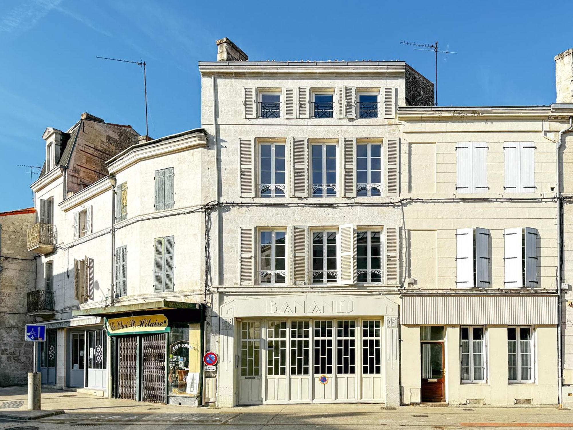 Cozy Niort Apartment Екстериор снимка